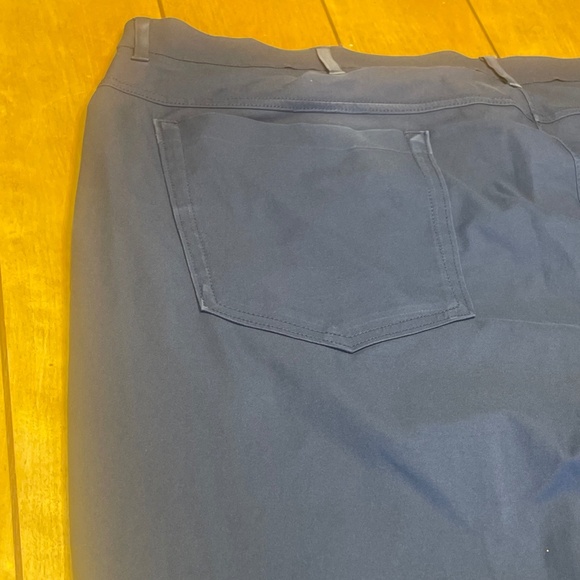 Public Rec 5 Pocket Pants Size 44x30 Color Navy Stretch Material Casual - Picture 9 of 16